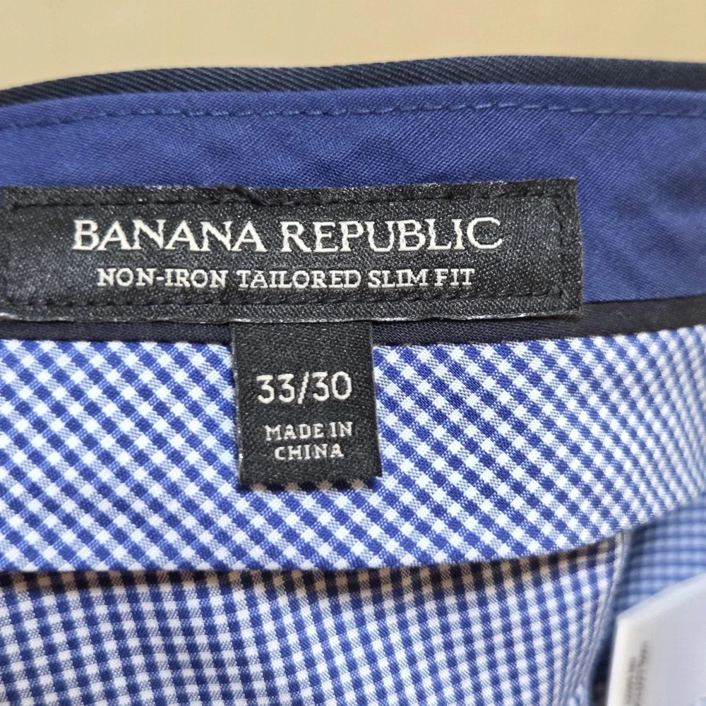 Banana Republic brand banana